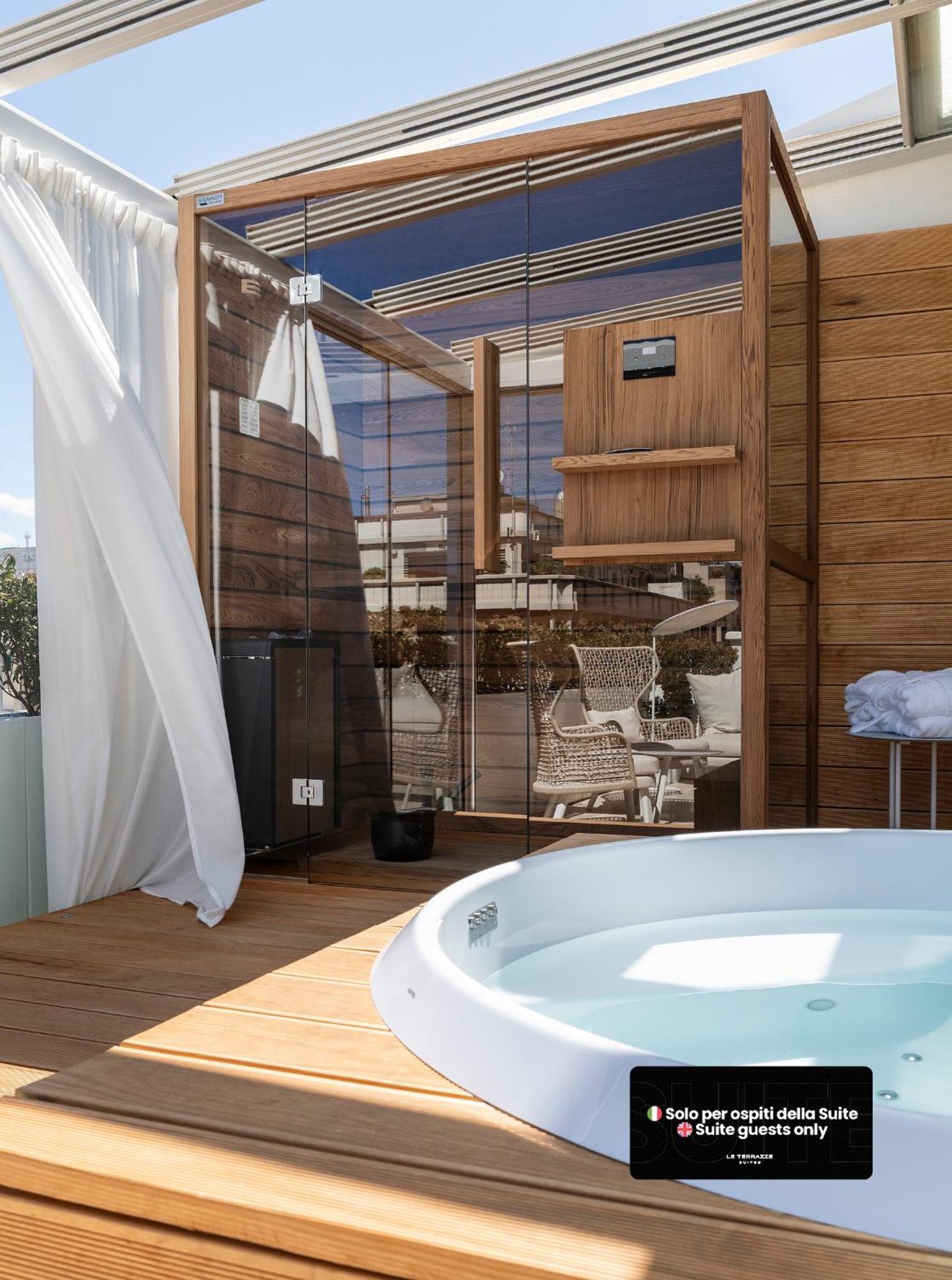 Le Terrazze Suites Bari Eksteriør billede